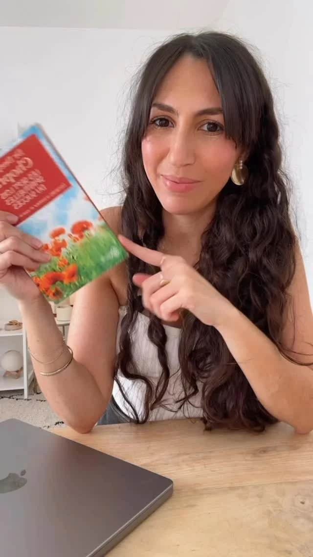 Je vous reposte ce réel parce que ce livre doit absolument être dans vos valises cet été !!